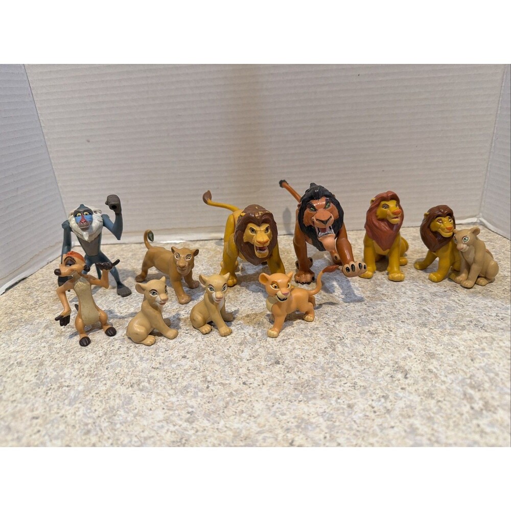 Vintage Disney Lion King Lot  10 PVC Figures Simba Scar Mufasa Nala Timon Rafiki